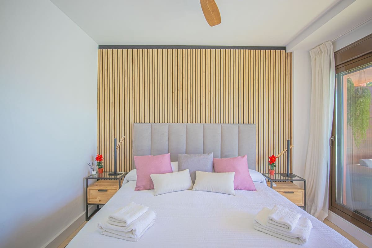 3 Zimmer Apartment zu verkaufen in Estepona mit Pool - 730.000 € (Ref: 9976272)