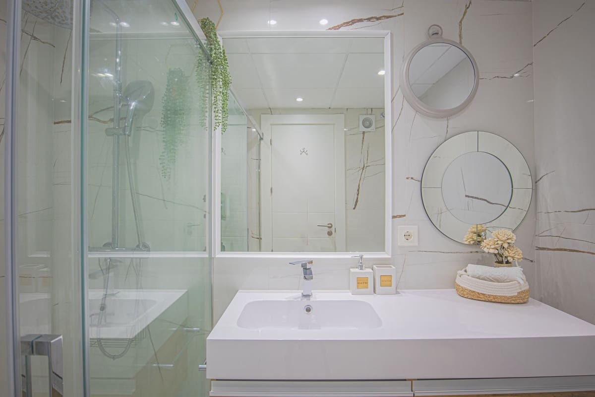 3 Zimmer Apartment zu verkaufen in Estepona mit Pool - 730.000 € (Ref: 9976272)