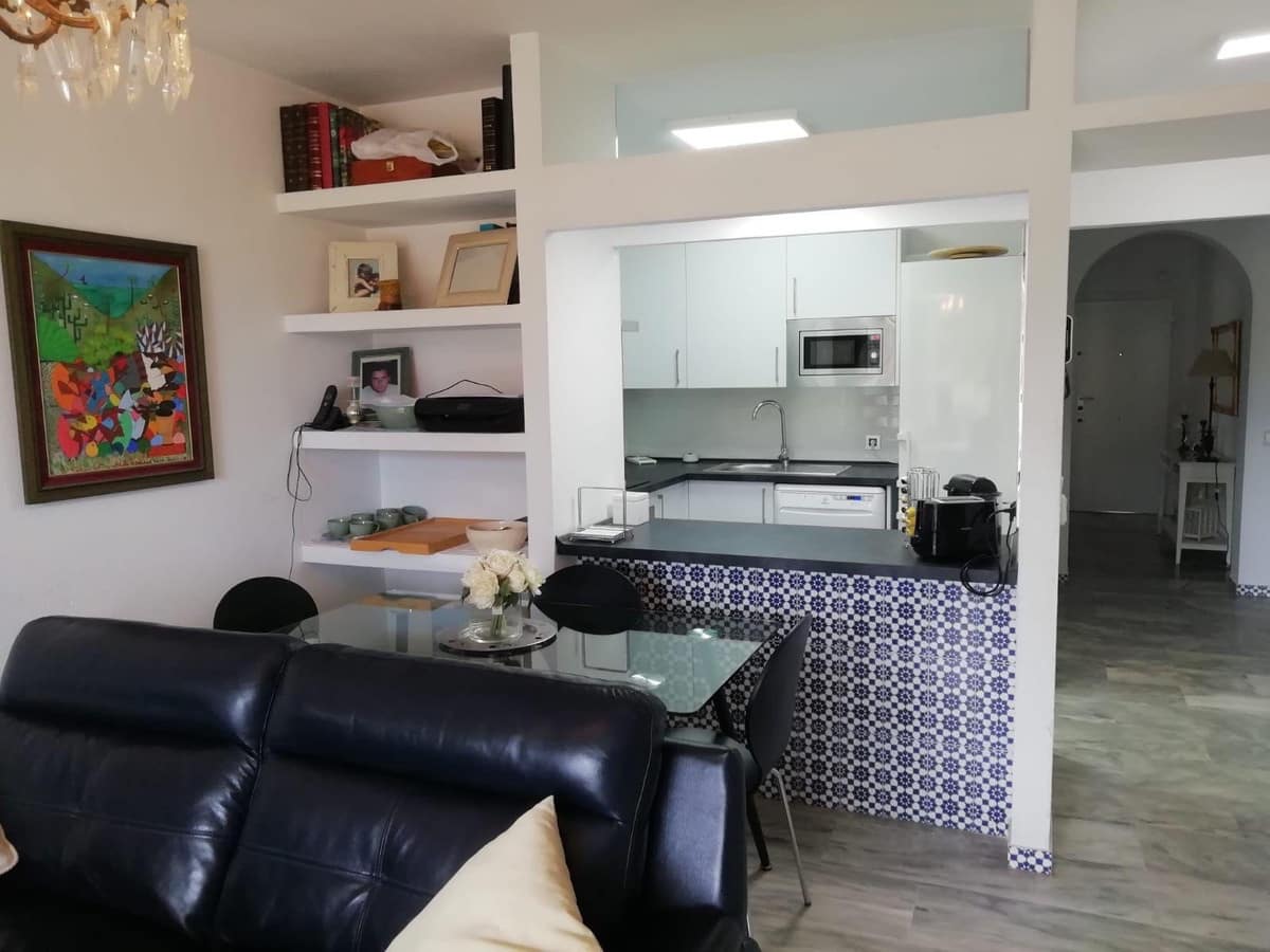 3 soveværelse Lejlighed til salg i Fuengirola med swimmingpool - € 745.000 (Ref: 9976274)