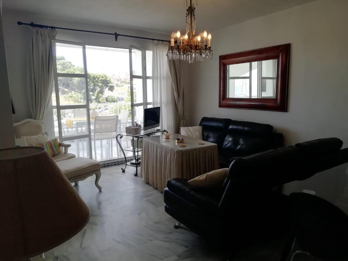 3 soveværelse Lejlighed til salg i Fuengirola med swimmingpool - € 745.000 (Ref: 9976274)