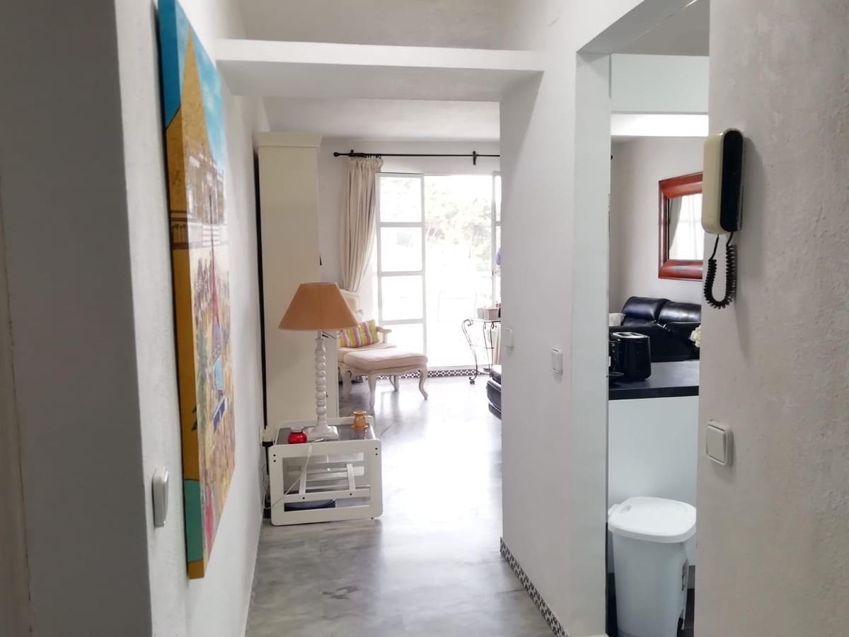 3 soveværelse Lejlighed til salg i Fuengirola med swimmingpool - € 745.000 (Ref: 9976274)