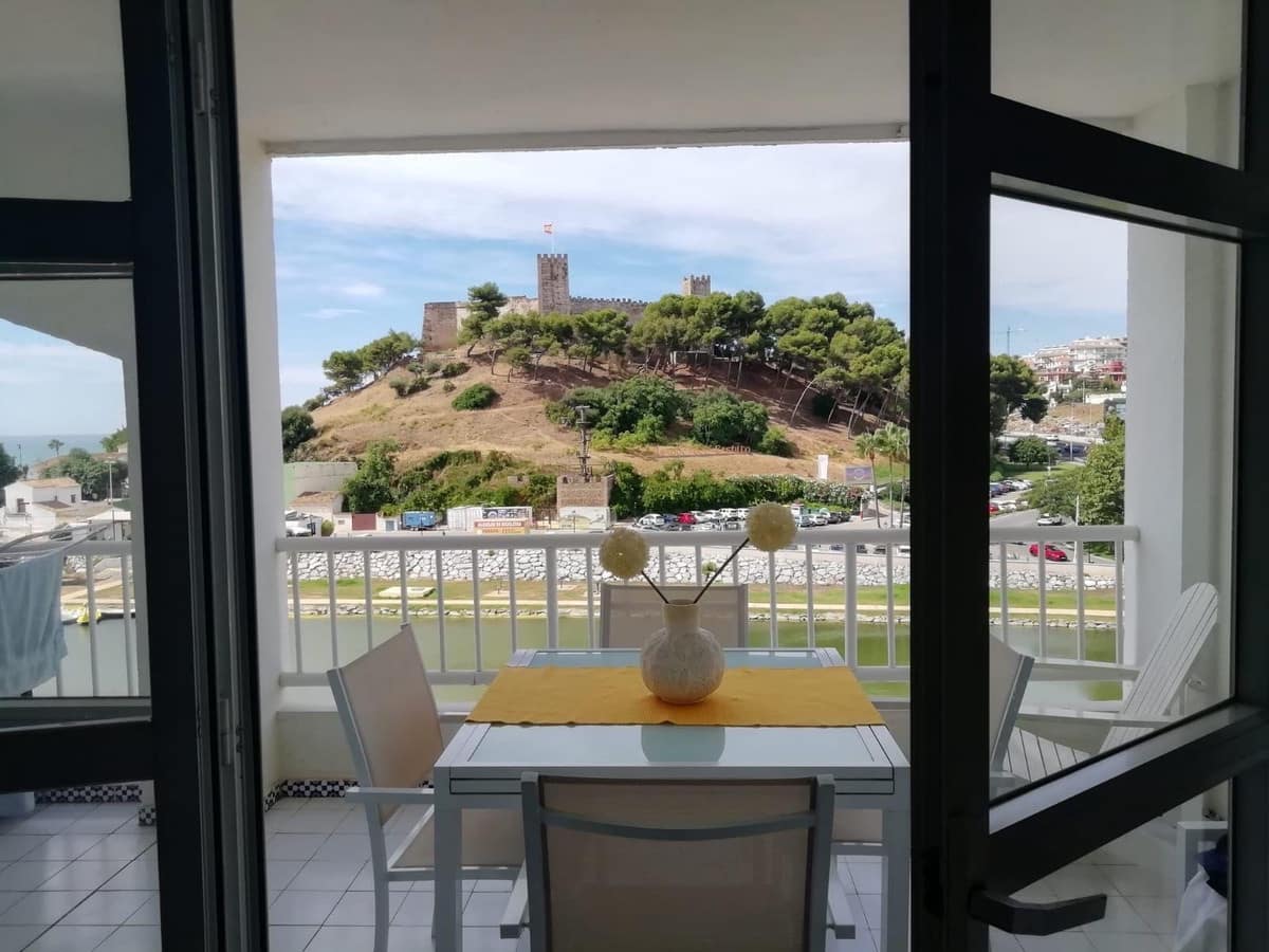 3 soveværelse Lejlighed til salg i Fuengirola med swimmingpool - € 745.000 (Ref: 9976274)