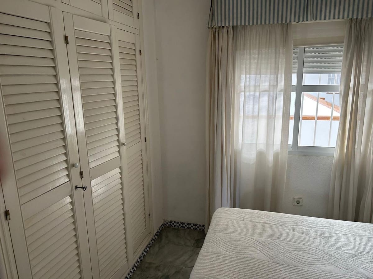 3 soveværelse Lejlighed til salg i Fuengirola med swimmingpool - € 745.000 (Ref: 9976274)