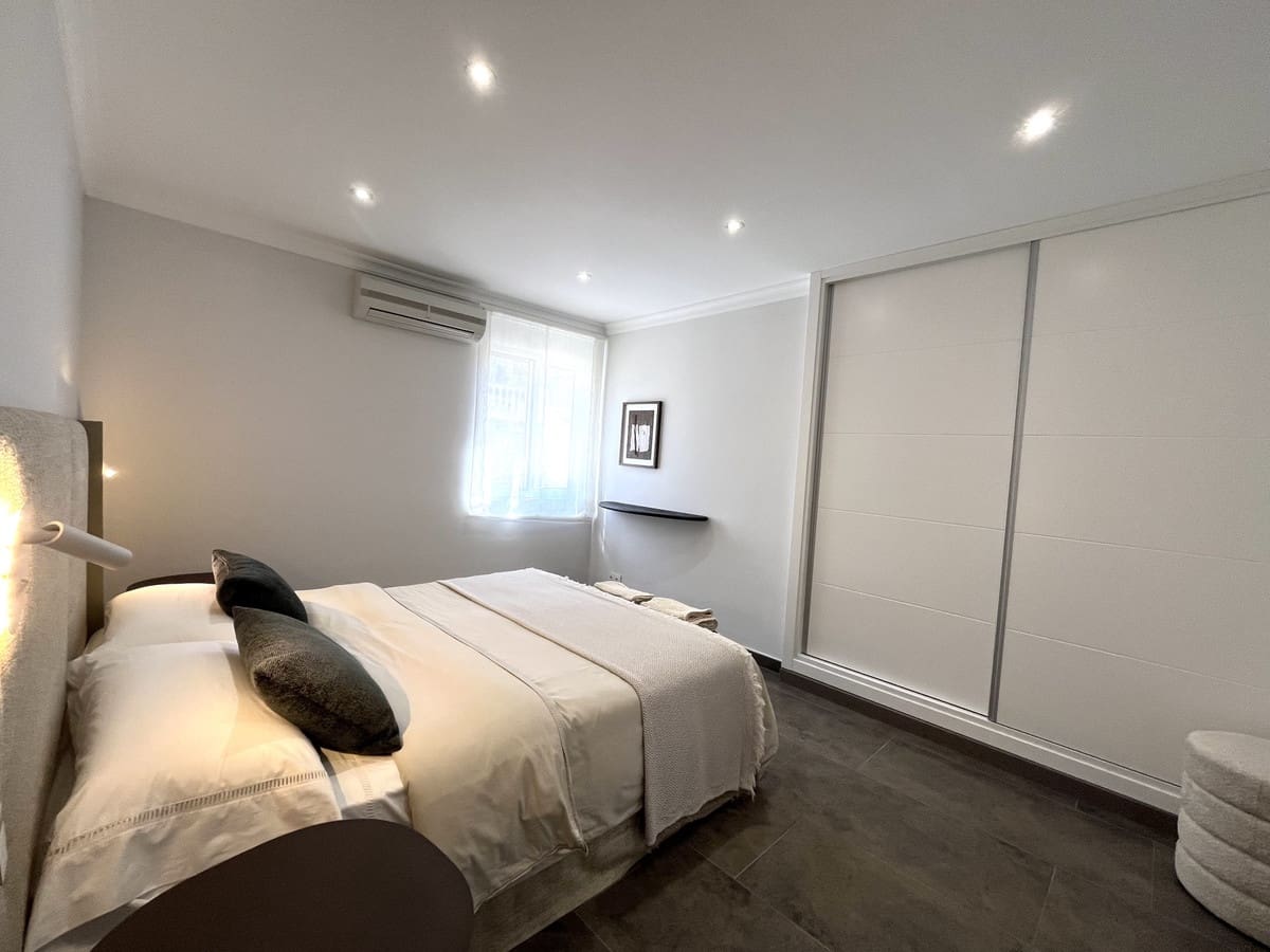 4 makuuhuone Huoneisto myytävänä paikassa Fuengirola mukana uima-altaan - 690 000 € (Ref: 9976276)