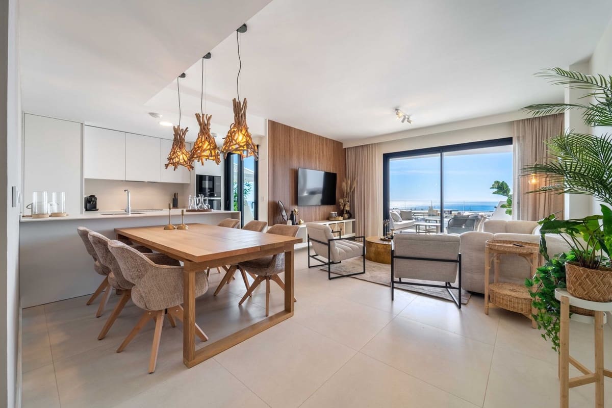 3 slaapkamer Appartement te koop in Fuengirola met zwembad - € 699.000 (Ref: 9976279)