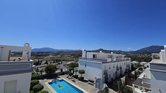 3 soverom Hus til salgs i Atalaya-Isdabe, Estepona med svømmebasseng garasje - € 655 000 (Ref: 9976281)