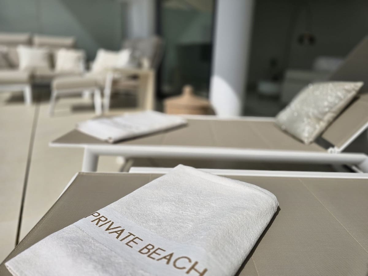 2 soveværelse Lejlighed til salg i Fuengirola med swimmingpool - € 745.000 (Ref: 9976286)