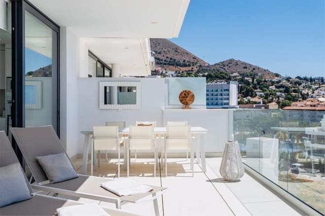 2 soveværelse Lejlighed til salg i Fuengirola med swimmingpool - € 745.000 (Ref: 9976286)