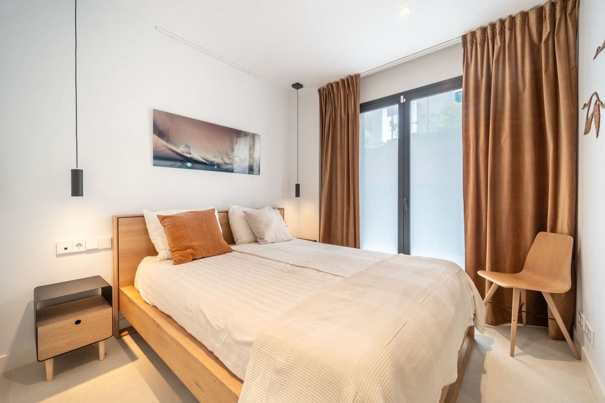 3 sypialnia Apartament na sprzedaż w Fuengirola z basenem garażem - 739 000 € (Ref: 9976293)