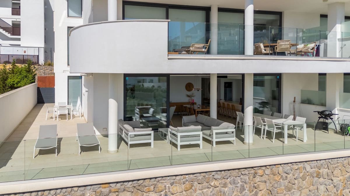 3 sypialnia Apartament na sprzedaż w Fuengirola z basenem garażem - 739 000 € (Ref: 9976293)