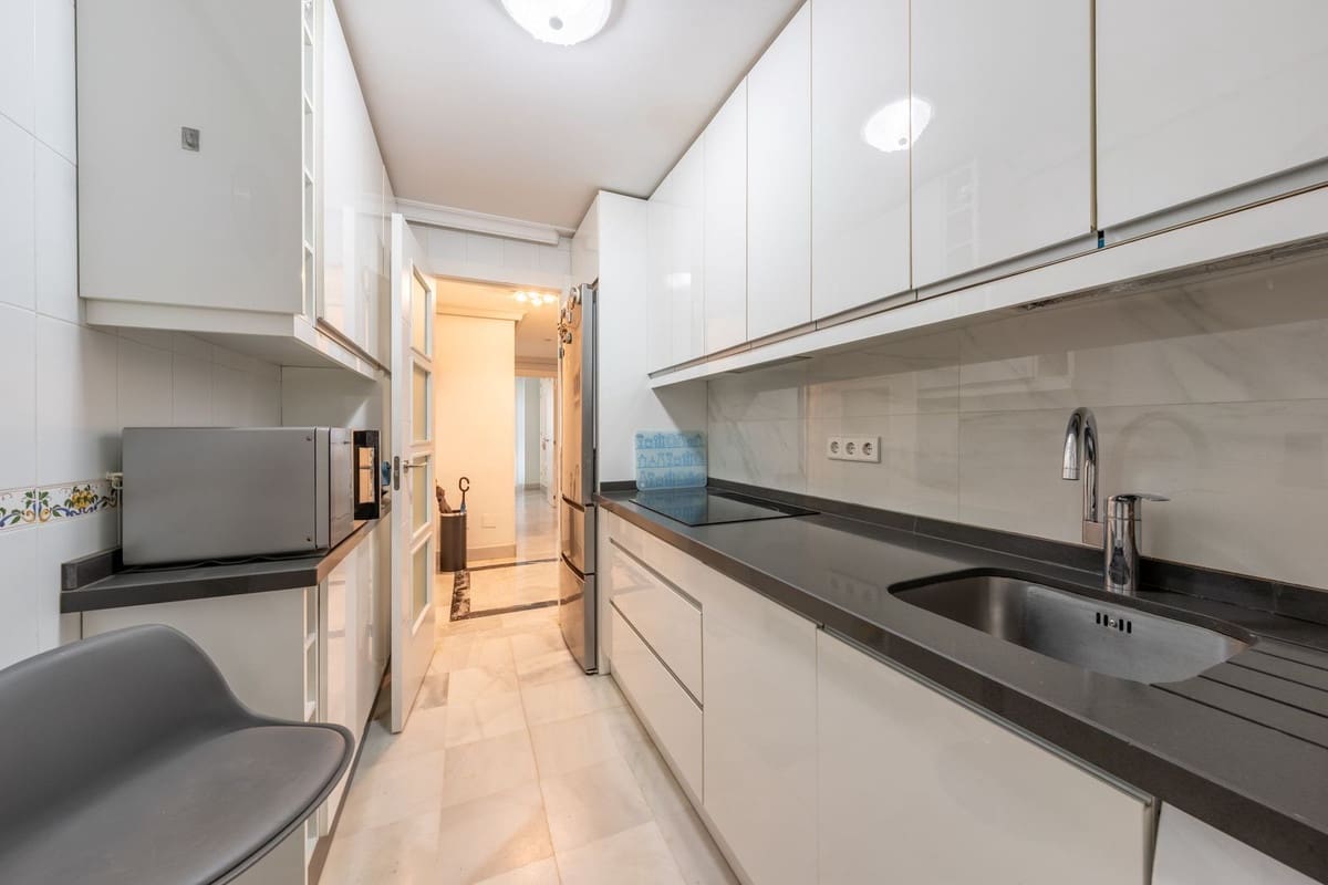 2 quarto Apartamento para venda em Marbella com piscina - 660 000 € (Ref: 9976296)