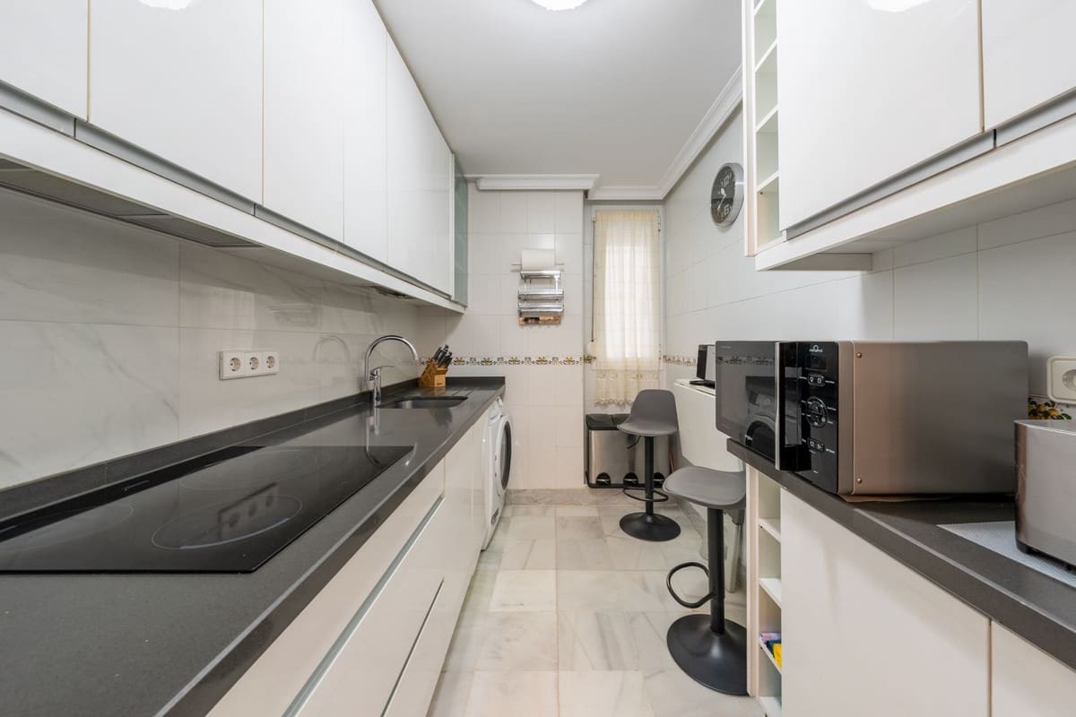 2 quarto Apartamento para venda em Marbella com piscina - 660 000 € (Ref: 9976296)