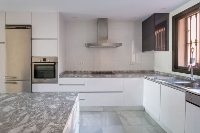 2 soverom Leilighet til salgs i La Quinta, Benahavís - € 675 000 (Ref: 9976297)