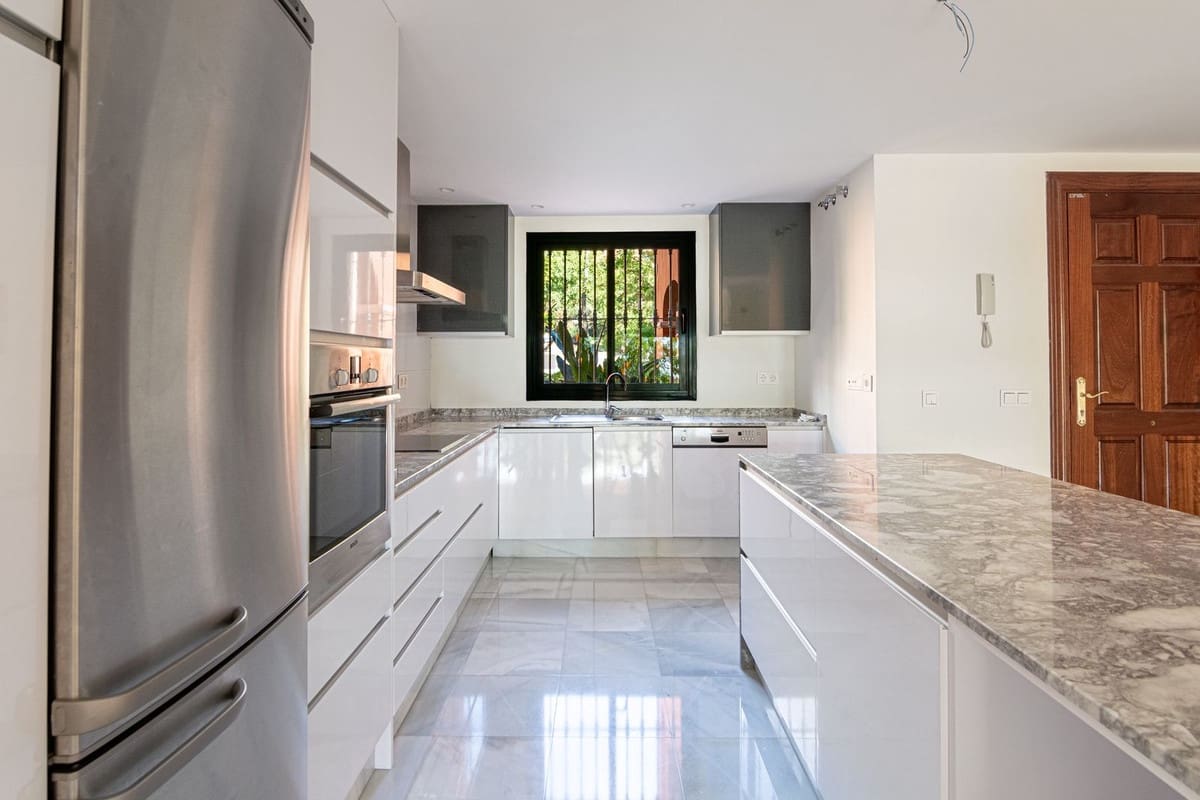 2 soverom Leilighet til salgs i La Quinta - € 675 000 (Ref: 9976297)