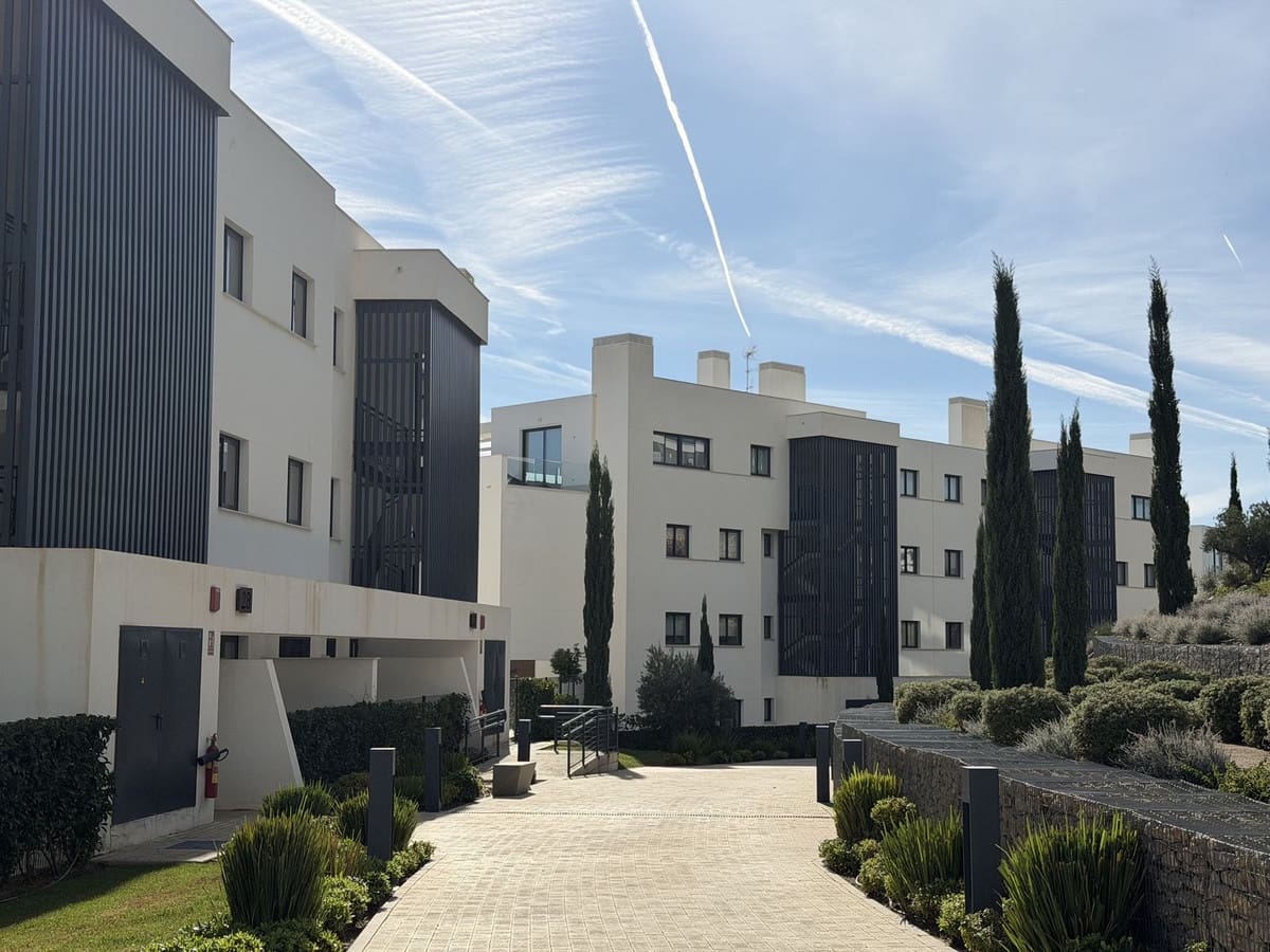 2 soveværelse Lejlighed til salg i Benalmadena med swimmingpool - € 650.000 (Ref: 9976300)