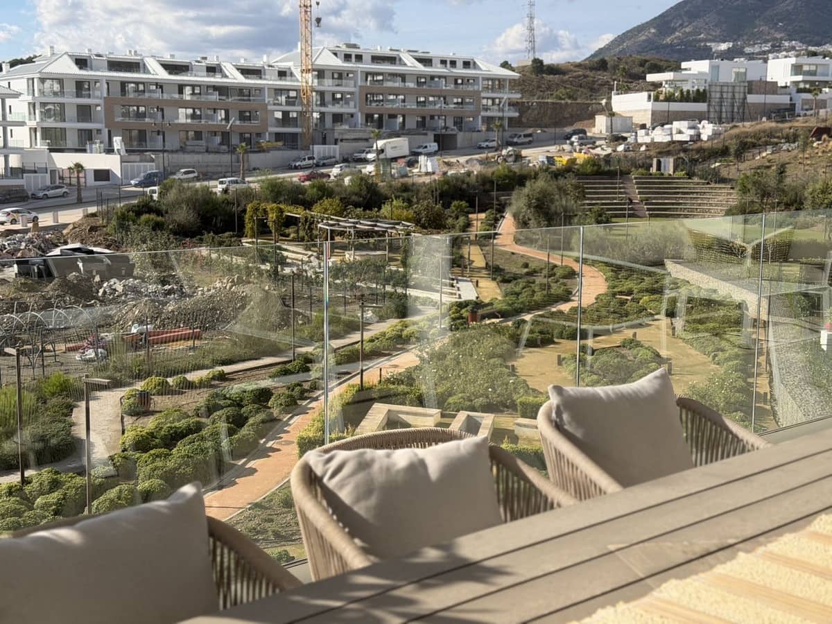 2 soveværelse Lejlighed til salg i Benalmadena med swimmingpool - € 650.000 (Ref: 9976300)