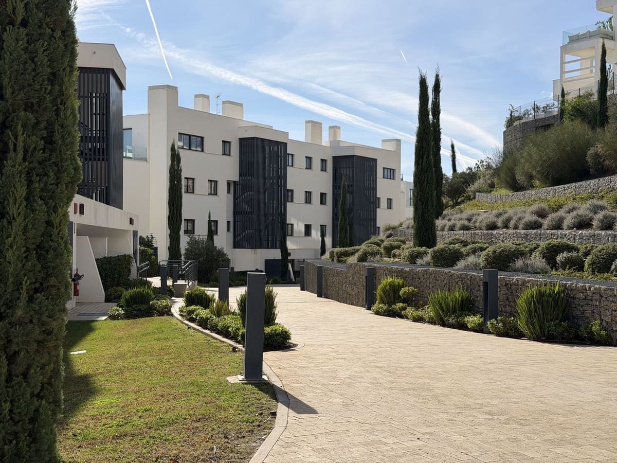 2 soveværelse Lejlighed til salg i Benalmadena med swimmingpool - € 650.000 (Ref: 9976300)