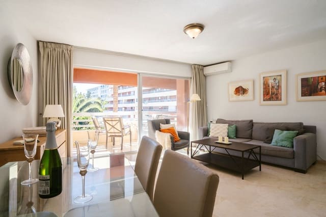 Apartamento de 3 habitaciones en Marbella en venta con piscina - 725.000 € (Ref: 9976301)