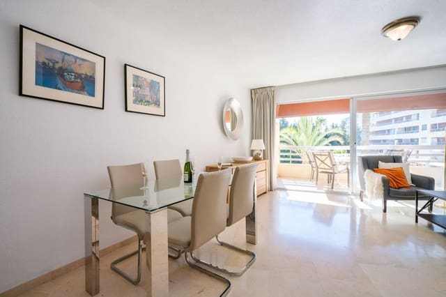 Apartamento de 3 habitaciones en Marbella en venta con piscina - 725.000 € (Ref: 9976301)