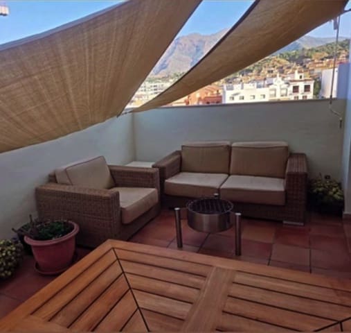 3 soverom Kjedet enebolig til salgs i Estepona med garasje - € 740 000 (Ref: 9976304)