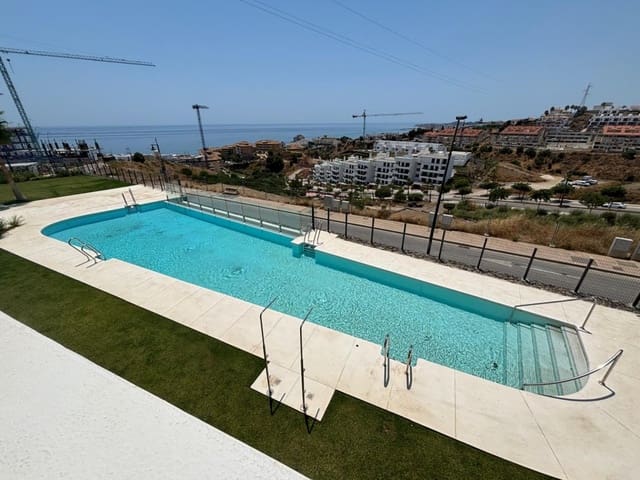 2 soveværelse Lejlighed til salg i Fuengirola med swimmingpool - € 699.000 (Ref: 9976305)