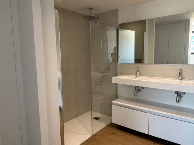 2 soveværelse Lejlighed til salg i Fuengirola med swimmingpool - € 699.000 (Ref: 9976305)