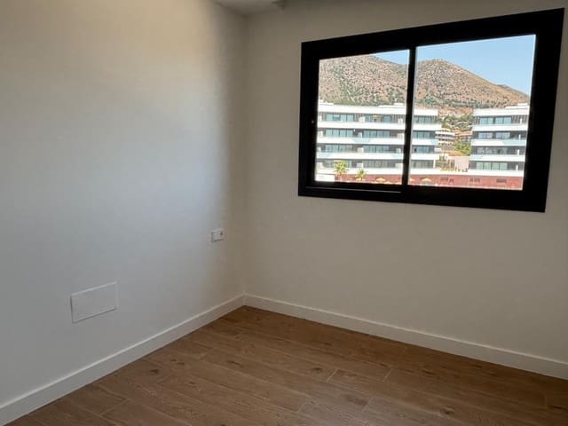 2 soveværelse Lejlighed til salg i Fuengirola med swimmingpool - € 699.000 (Ref: 9976305)