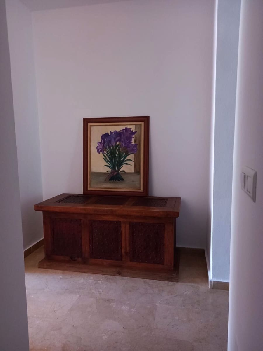 3 soverom Hus til salgs i Estepona med svømmebasseng - € 725 000 (Ref: 9976306)