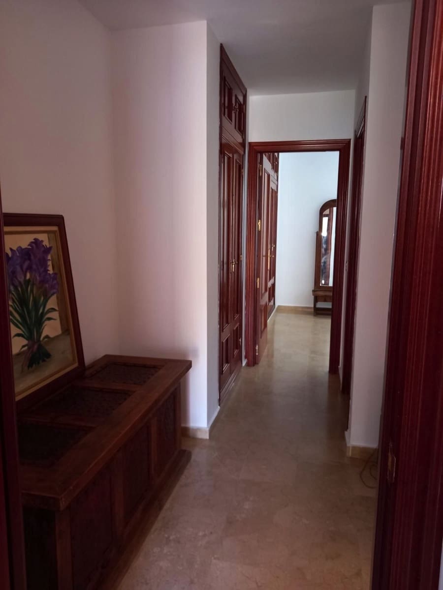 3 soverom Hus til salgs i Estepona med svømmebasseng - € 725 000 (Ref: 9976306)
