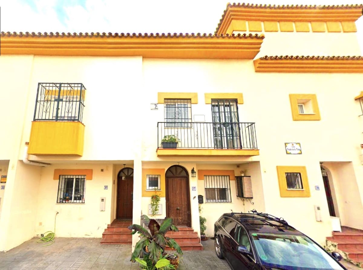 3 soverom Hus til salgs i Estepona med svømmebasseng - € 725 000 (Ref: 9976306)