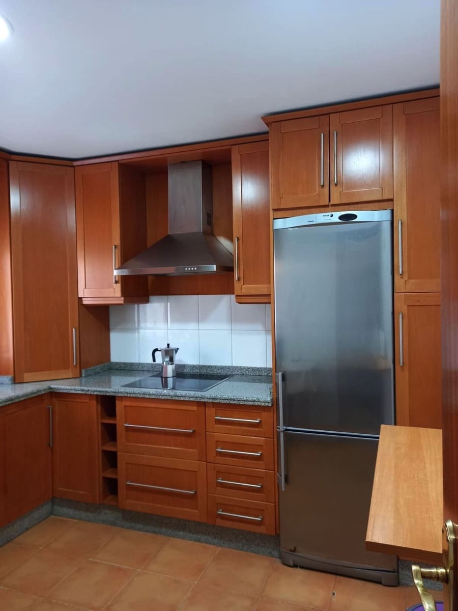 3 soverom Hus til salgs i Estepona med svømmebasseng - € 725 000 (Ref: 9976306)