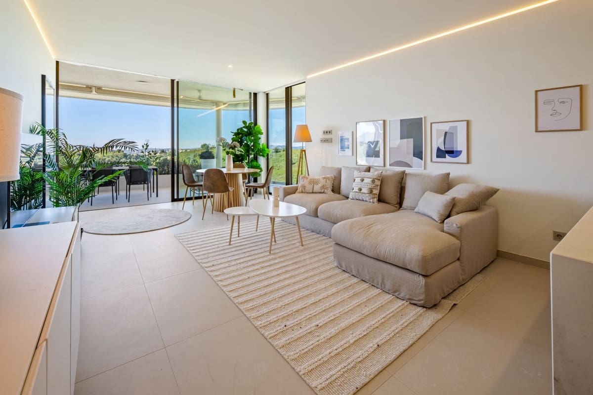 2 soveværelse Lejlighed til salg i Fuengirola med swimmingpool garage - € 699.000 (Ref: 9976307)