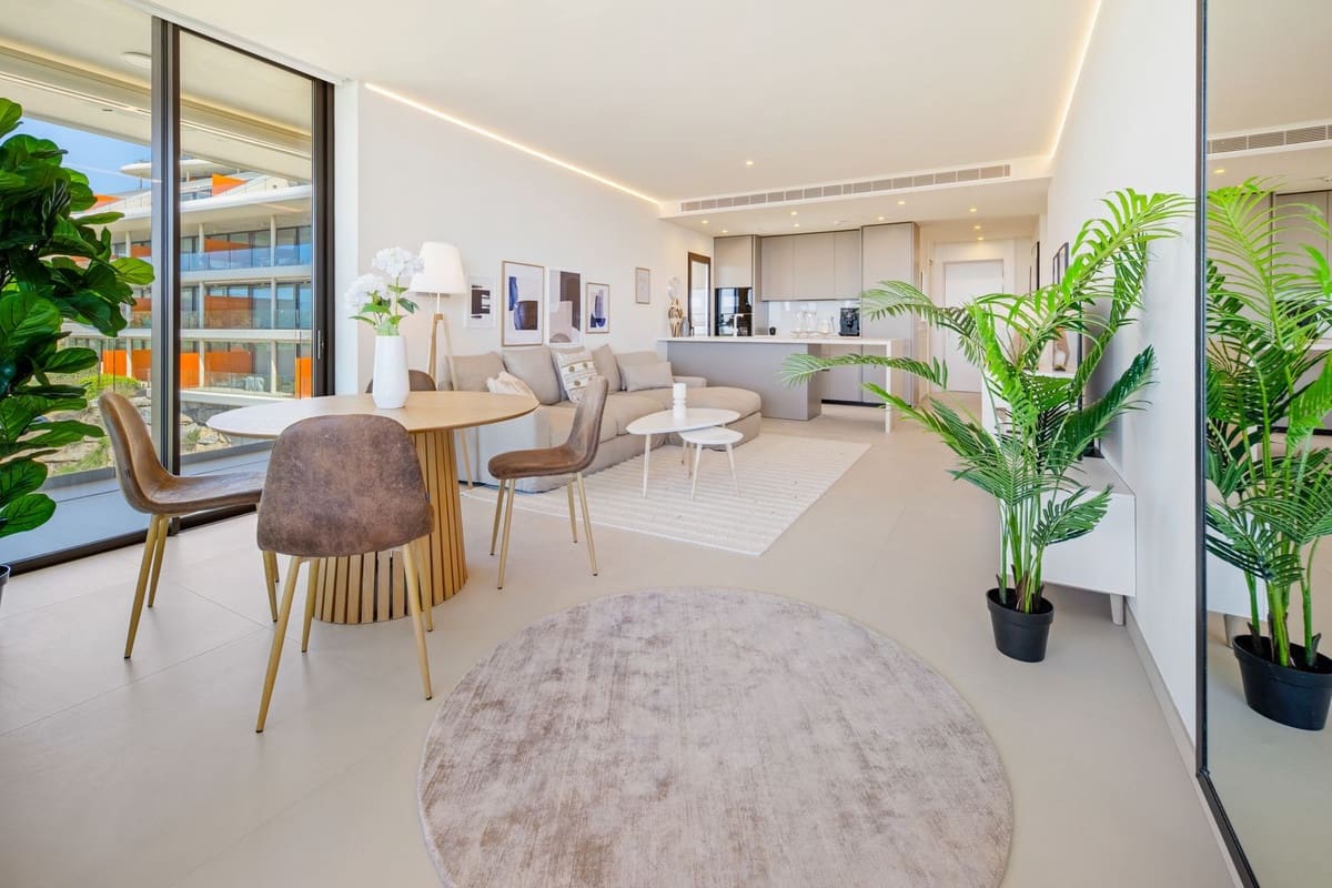 2 soveværelse Lejlighed til salg i Fuengirola med swimmingpool garage - € 699.000 (Ref: 9976307)