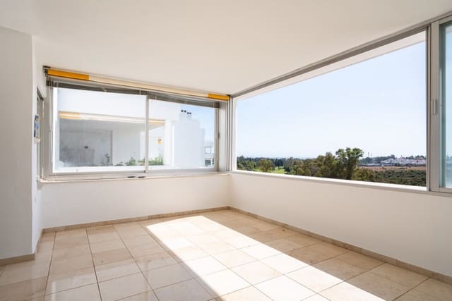 2 soveværelse Lejlighed til salg i Guadalmina Alta, Marbella med swimmingpool - € 695.000 (Ref: 9976308)