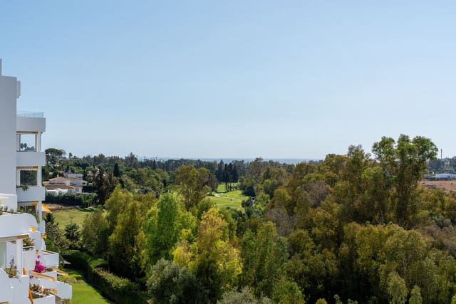 2 soveværelse Lejlighed til salg i Guadalmina Alta, Marbella med swimmingpool - € 695.000 (Ref: 9976308)