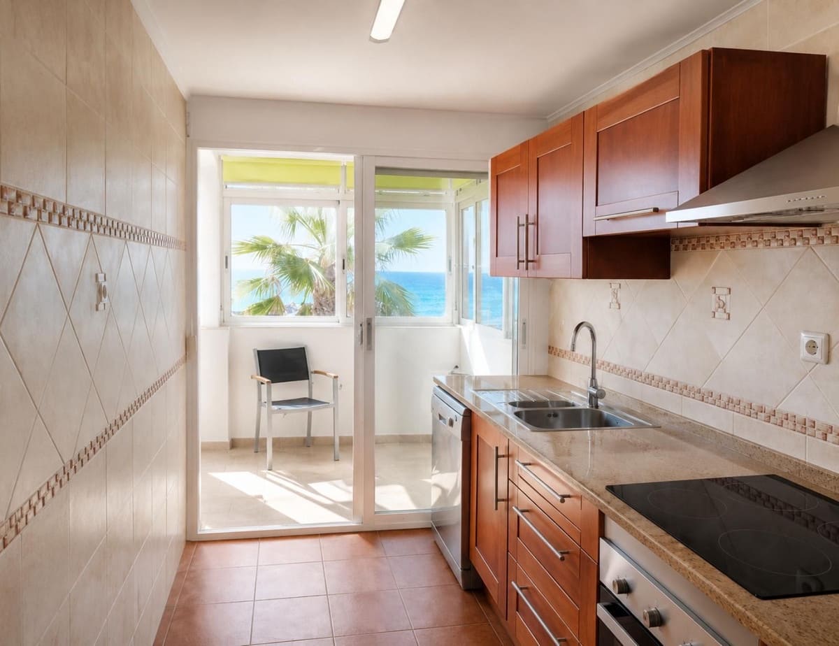 2 soveværelse Lejlighed til salg i Benalmadena Costa - € 660.000 (Ref: 9976314)