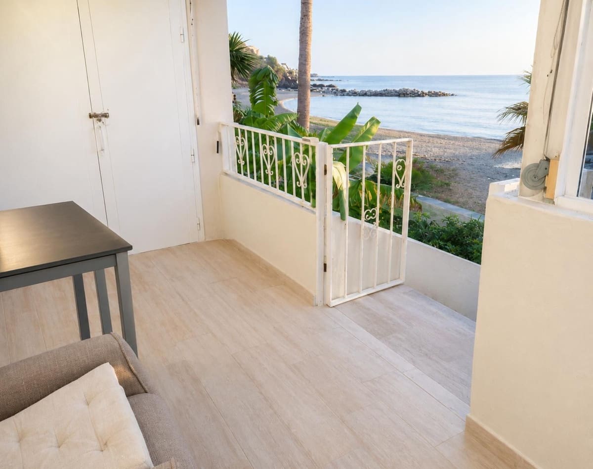 2 soveværelse Lejlighed til salg i Benalmadena Costa - € 660.000 (Ref: 9976314)