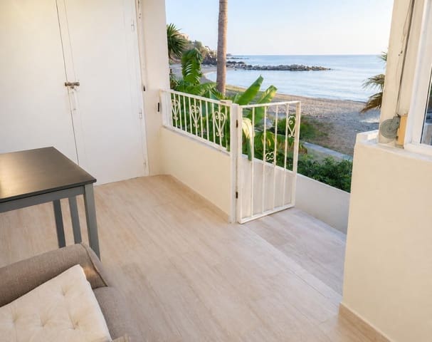 2 soveværelse Lejlighed til salg i Benalmadena Costa, Benalmádena - € 660.000 (Ref: 9976314)