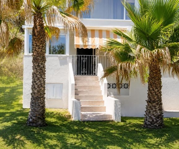 2 soveværelse Lejlighed til salg i Benalmadena Costa, Benalmádena - € 660.000 (Ref: 9976314)
