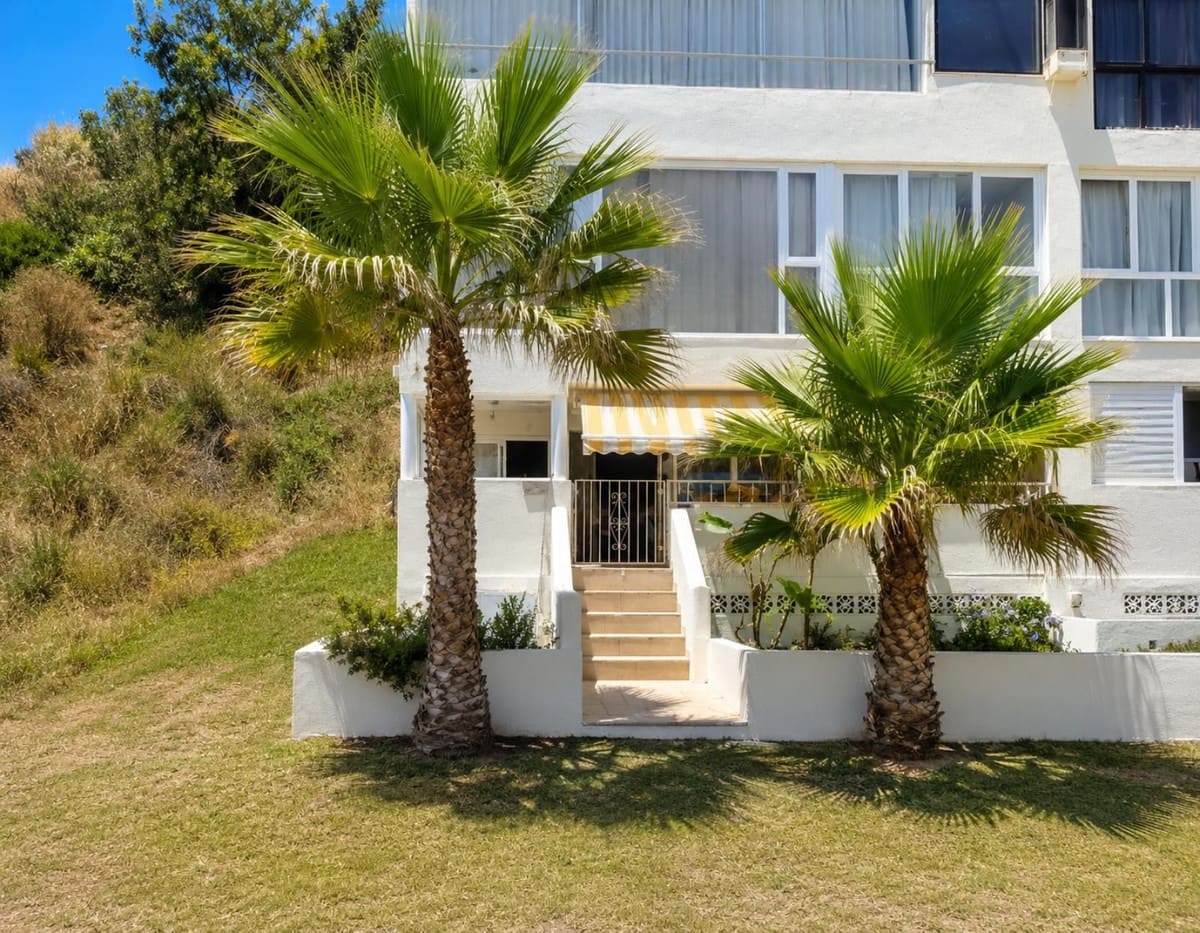 2 soveværelse Lejlighed til salg i Benalmadena Costa - € 660.000 (Ref: 9976314)
