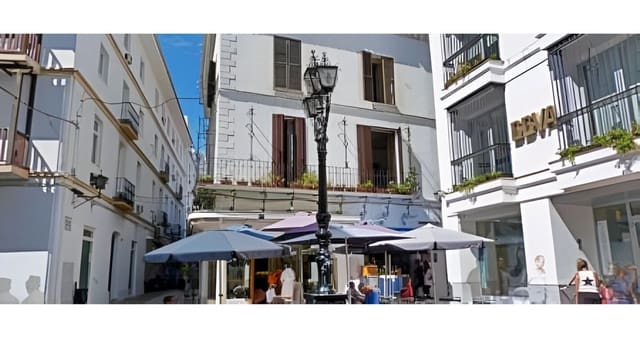 Apartamento de 3 habitaciones en Marbella en venta - 725.000 € (Ref: 9976315)