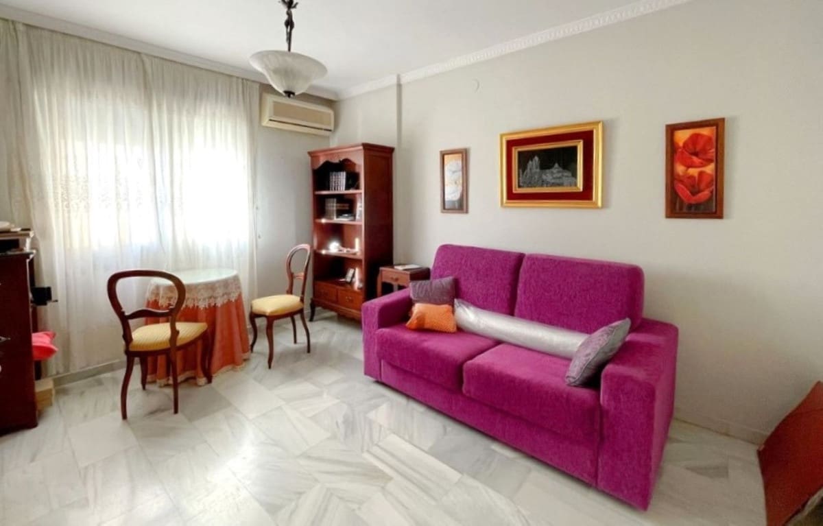 3 sovrum Lägenhet till salu i Estepona med garage - 790 000 € (Ref: 9976561)