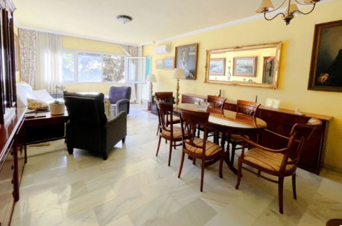 3 sovrum Lägenhet till salu i Estepona med garage - 790 000 € (Ref: 9976561)