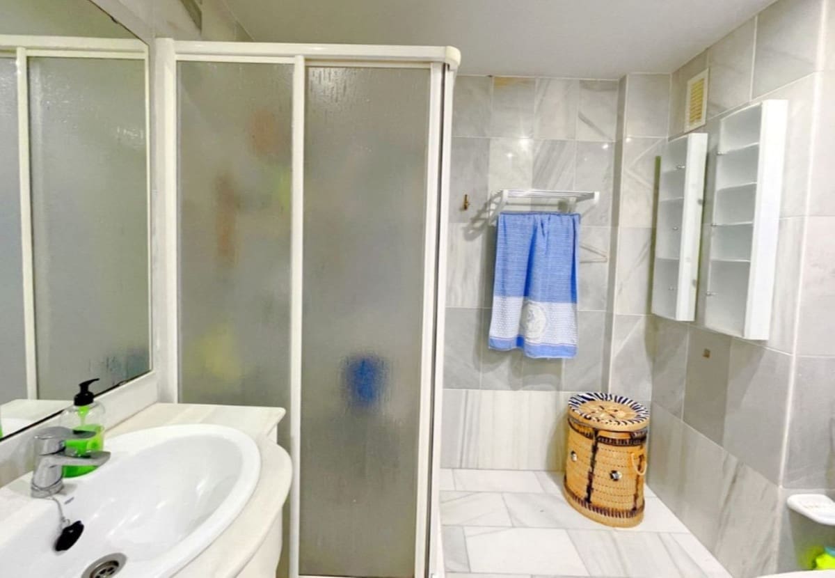 3 sovrum Lägenhet till salu i Estepona med garage - 790 000 € (Ref: 9976561)