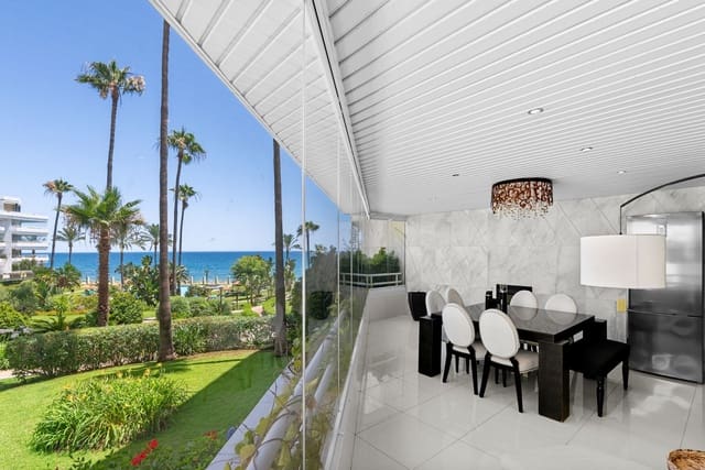 4 bedroom Apartment for sale in Marbella with pool - € 3,300,000 (Ref: 9976562)