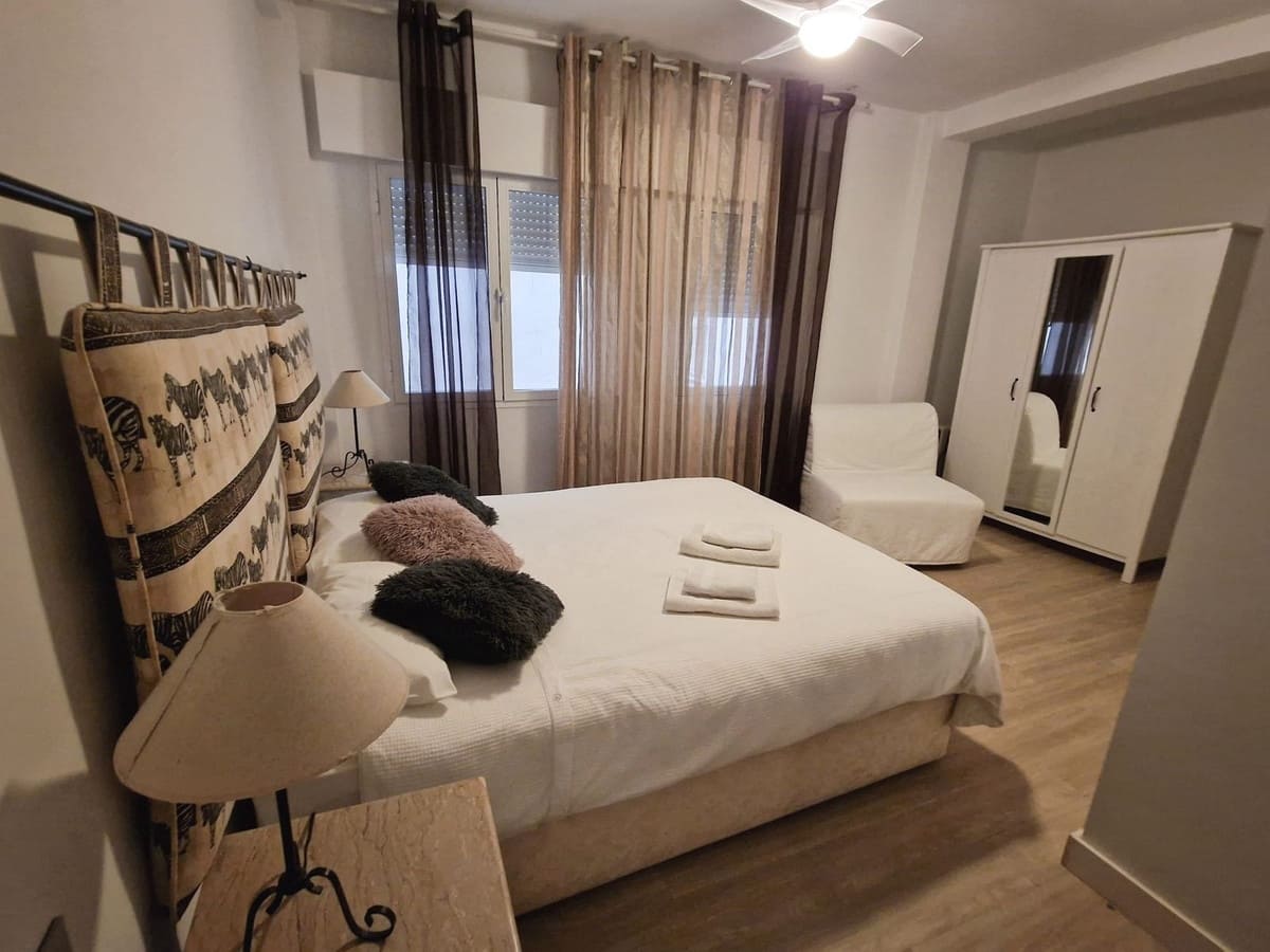 2 slaapkamer Appartement te koop in Estepona - € 610.000 (Ref: 9976564)