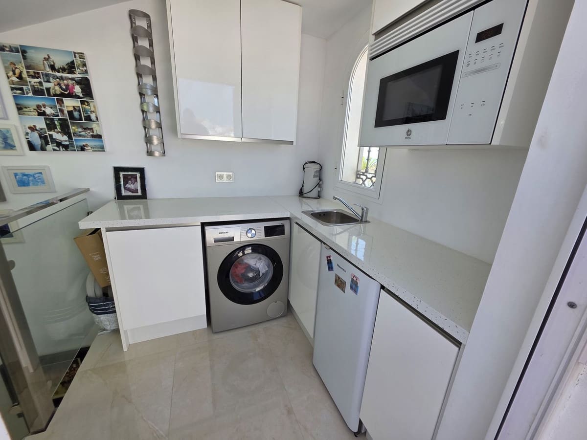 3 bedroom Townhouse for sale in La Cala de Mijas with pool - € 925,000 (Ref: 9976565)
