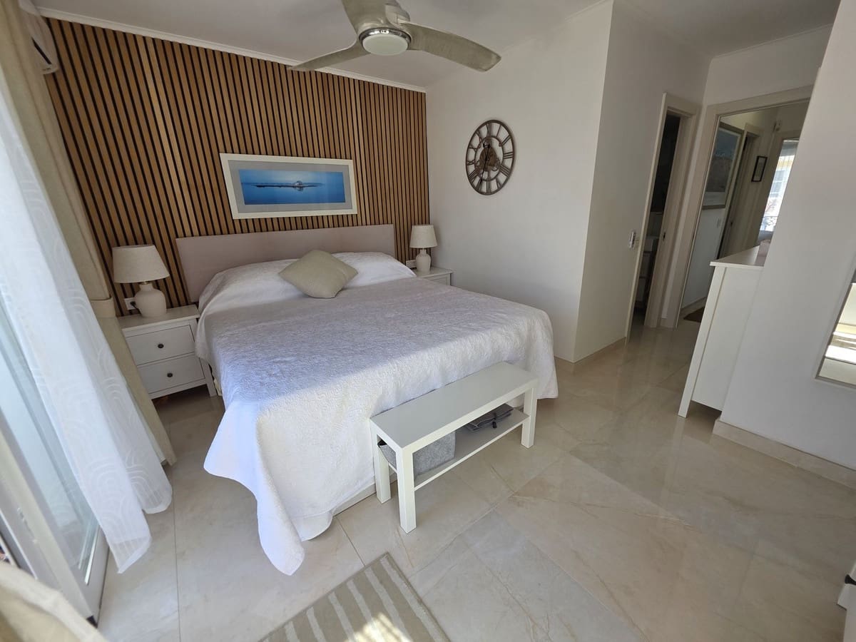 3 bedroom Townhouse for sale in La Cala de Mijas with pool - € 925,000 (Ref: 9976565)