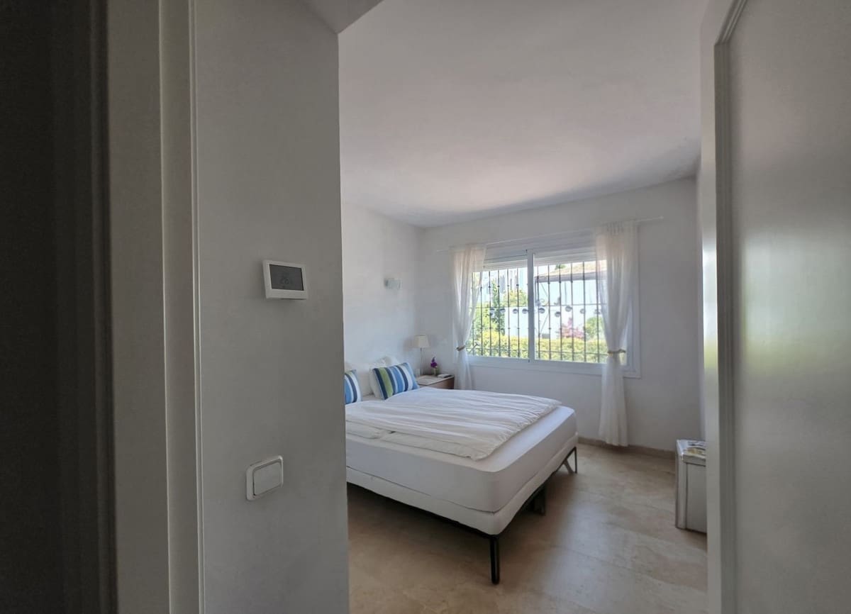 5 Zimmer Haus zu verkaufen in Golden Mile mit Pool - 1.695.000 € (Ref: 9976566)