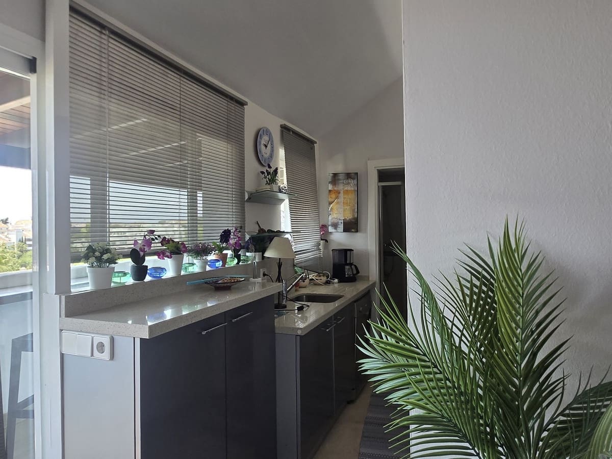 5 Zimmer Haus zu verkaufen in Golden Mile mit Pool - 1.695.000 € (Ref: 9976566)